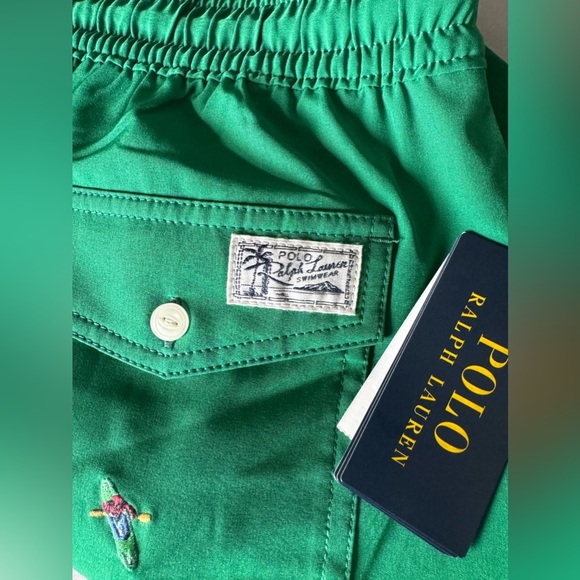 5.75" Kayak Printed Traveler Classic Swim Trunks - Size L - Picture 5 of 5